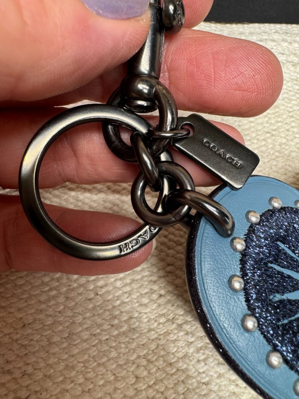 Coach Blue Heart Bag Charm Keychain Key Ring Fob Black Hardware Leather EUC - Picture 5 of 6